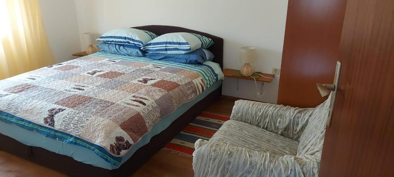 Charlie Apartments Vodice Bagian luar foto