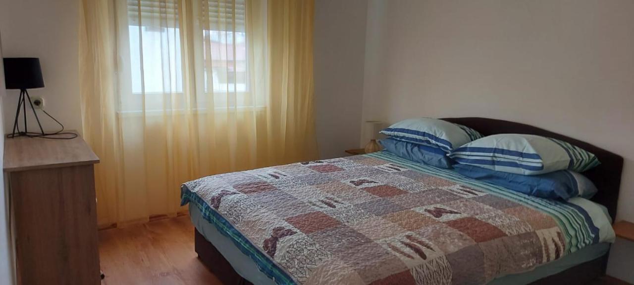Charlie Apartments Vodice Bagian luar foto