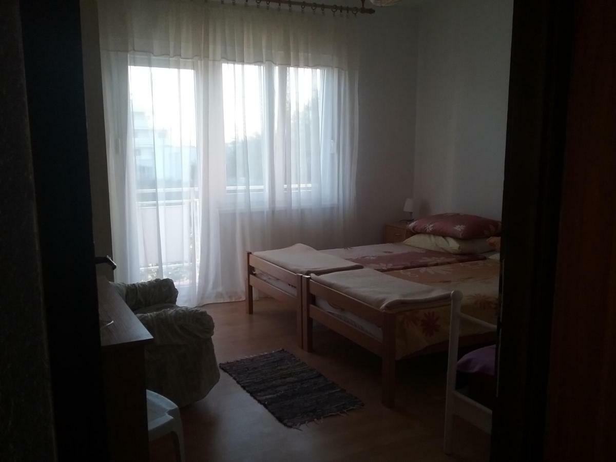 Charlie Apartments Vodice Bagian luar foto